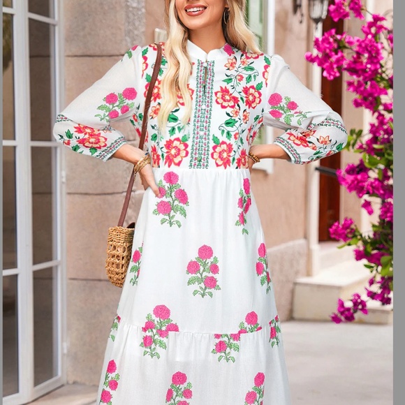 NWT Bright Floral White Maxi Dress, XL (size 12) - Picture 1 of 4